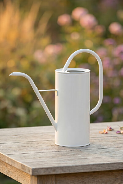 Desen Dekorasyon Vera 3,5 Litre Metal Çiçek Bahçe Sulama Kabı Beyaz - İskandi...
