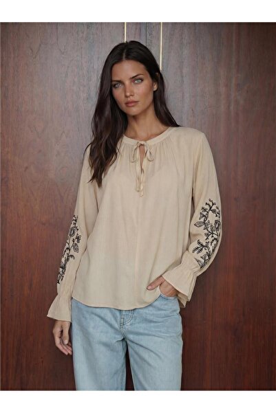 WeShaya Beige Polyester Long Sleeve Embroidered Knitted Blouse