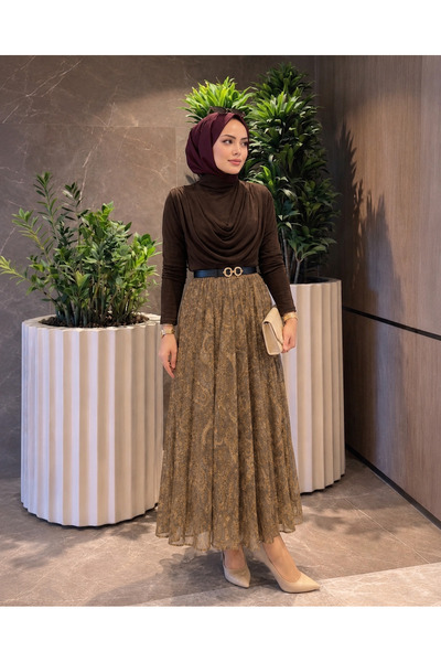 Nursay طقم بلوزة طويلة مزينة بالدانتيل مع تنورة طويلة