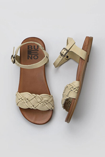 Bueno Shoes صندل نسائي من الجلد باللون الأصفر 01wu4262
