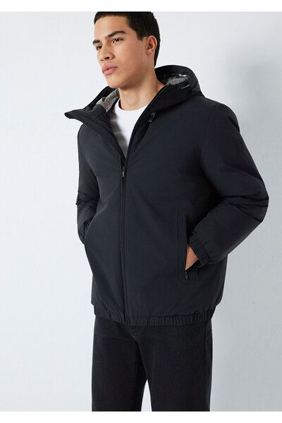 Mavi Su İtici Kapüşonlu Siyah Ceket Loose Fit / Bol Rahat Kesim 0110793-71379
