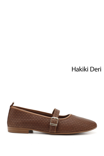 GÖNDERİ(R) حذاء نسائي من Taba Antique Wicker مطبوع Mary Jane مصنوع من الجلد ا...