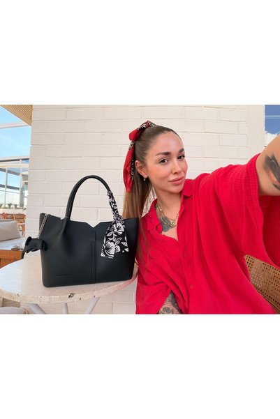 BUTİKOLEA حقيبة يد نسائية من MORCA بحزام طويل وتفاصيل وشاح