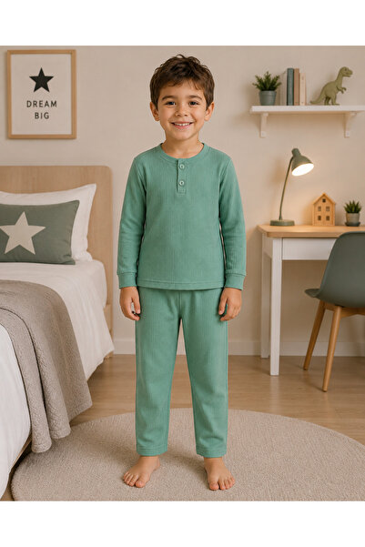 elmas kids طقم بيجامة للأولاد من نسيج القطن المضلع باللون الأخضر الأساسية بأك...