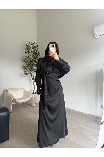 Bade Butik Black Satin Belted Dress