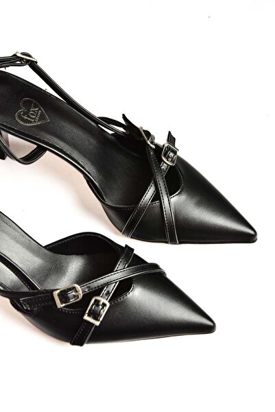 Fox Shoes S654071909 Siyah Kısa Topuklu Kadın Ayakkabı