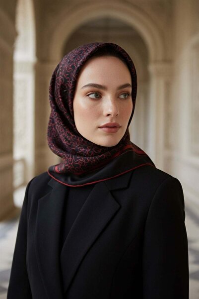 Vissona %100 Twill İpek Harf Desenli Siyah - Kırmızı Renkli 90x90 Eşarp Dikim...
