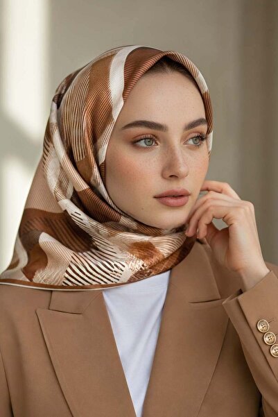 Vissona %100 Twill İpek Geometri Desenli Krem - Kahve Renkli 90x90 Eşarp Kena...