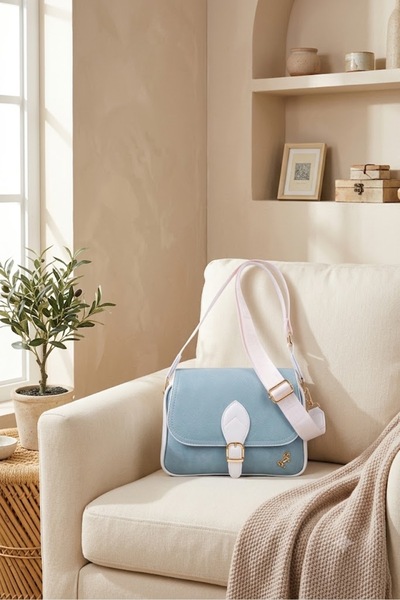Miami Polo Club Women's Clamshell Messenger Bag