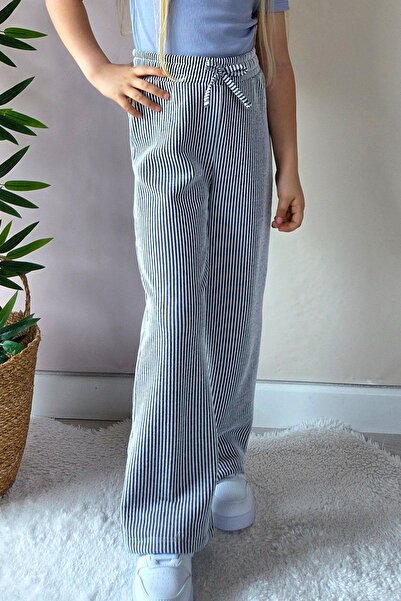 Breeze Pantaloni pentru fete, cu dungi, cu accesorii cu dantelă, cu detaliu e...