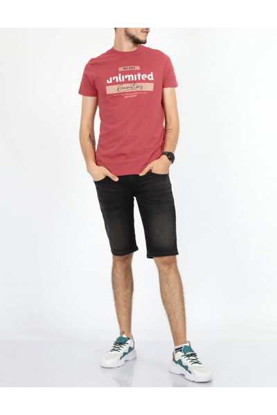 Evendi Tricou, Rosu