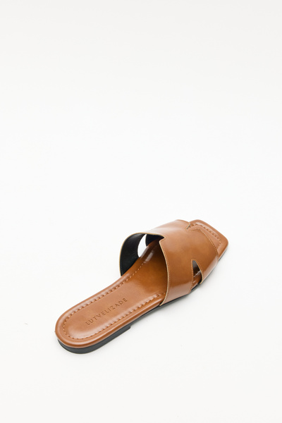 LUTVELIZADE Slippers 2608 - Asymmetrical Cut Caramel Women's Slippers