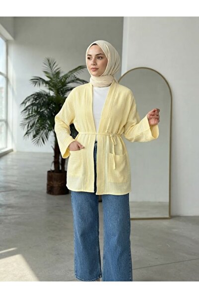 Generic Brand سترة نسائية من قماش الموسلين من لونسيرا مع جيوب وأكمام طويلة ور...