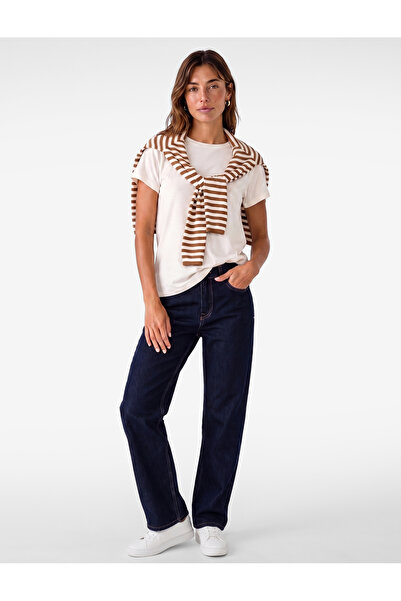 Koton Viscose Fabric Slim Fit Short Sleeve Crew Neck T-Shirt