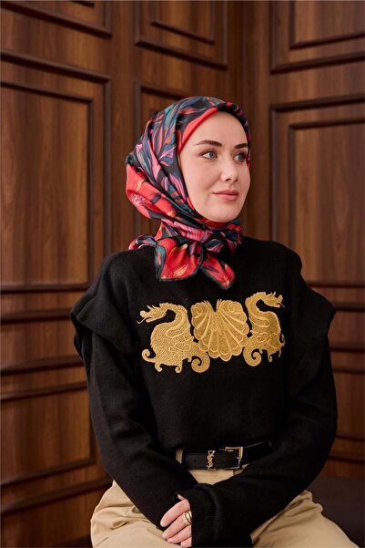 Silk Home وشاح حرير تويلي أسود-زمردي بنمط مرجاني 90x90