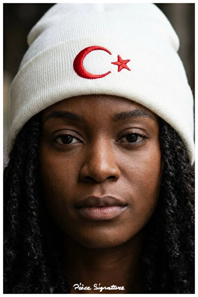 PIECE SIGNATURE Flag Embroidered Beret