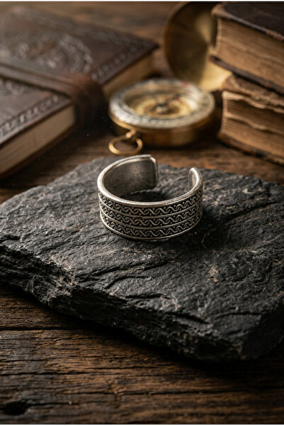 Begondio Special Design Masculine Adjustable Men's Ring