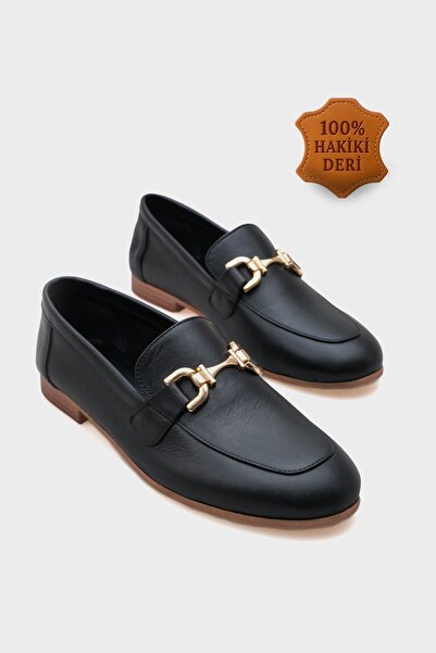 Capone Outfitters Women's Gold Buckle Black Genuine Leather Loafer