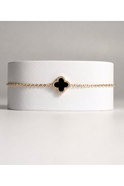 AYRA ACCESSORY Siyah Tek Yonca Motifli Gold Renk Çelik Bileklik