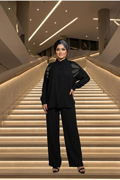 Moda Nurhan Siyah Omuzları Taşlı Gömlek