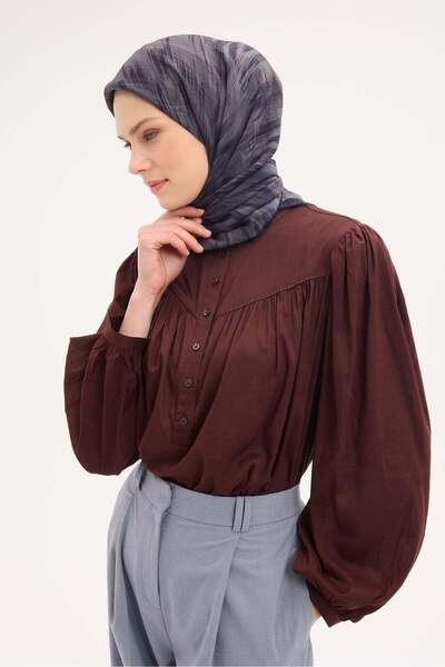 Silk Home وشاح فيلورا بنمط ألوان مائية باللون الأزرق الداكن 90×90