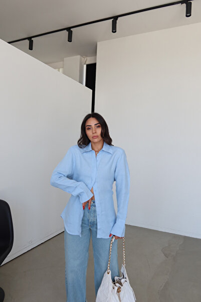 Özge Özgenç Omuzu Vatkalı Bel Bağcıklı %100 Keten Gömlek