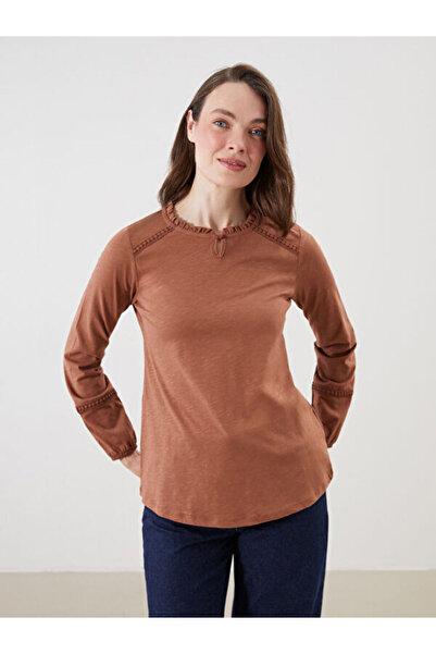 LC Waikiki Ruffled Crew Neck Lace Detailed Blouse