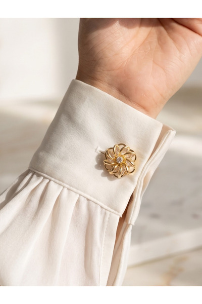 GKCBijoux Yeni Trend Kadın Kol Düğmesi Görünümlü Düğme Kapağı Broş Düğme Klip...