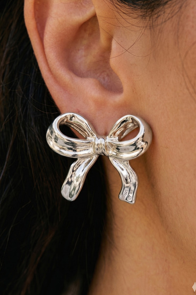 AURRARİ Silver Premium Anti-Tarnish Large Ribbon Lightweight Earrings