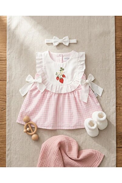 Luna Kids Store فستان بيتيكاريه للفتيات الصغيرات بياقة مكشكشة مطرزة بالفراولة...