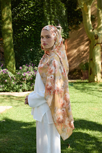 Qef Deluxe Summer Flow Shawl Amber