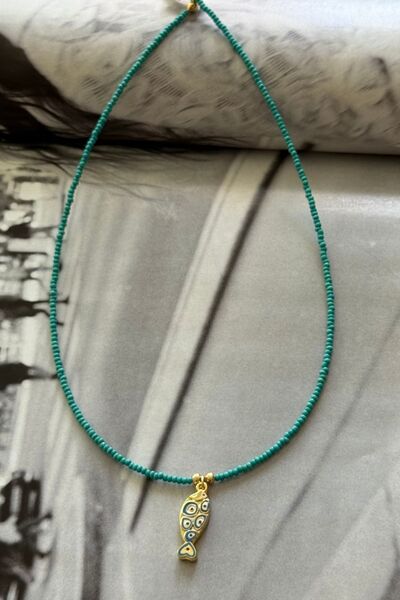 Trendy Butik Turquoise beaded fish figured necklace