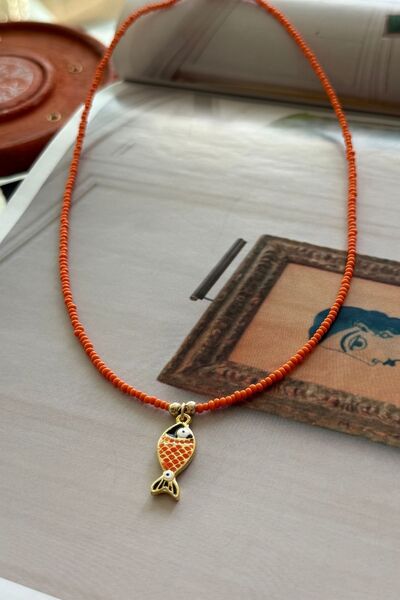Trendy Butik Orange Beaded Fish Figured Necklace