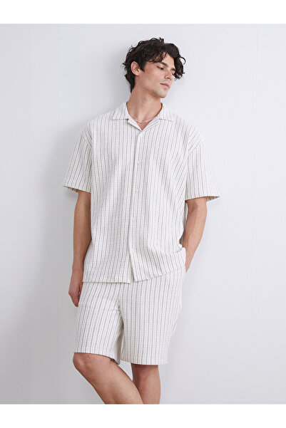 LC Waikiki Nevavm Comfortable Fit Resort Collar Striped Men's Shirt with a Di...