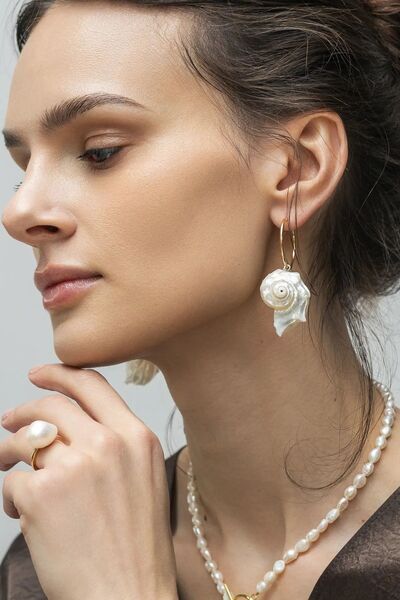 Lisa&Co. Cercei Argint Seashell In The Loop Argint placat cu rodiu / Perle de...