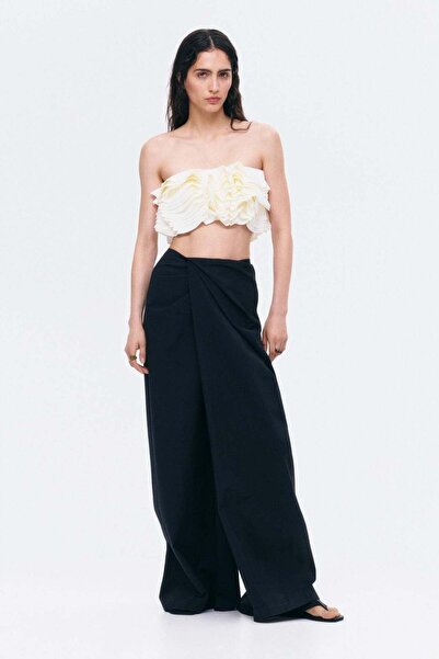 H&M Flounced bandeau crop top