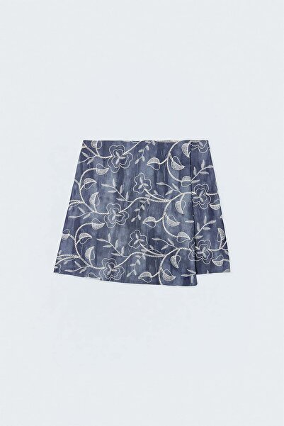Sateen Denim Look Embroidered Short Skirt - Navy Blue