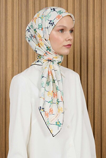 Pierre Cardin وشاح حريري - ربيع وصيف 2026 - 9167230-311 - سورا
