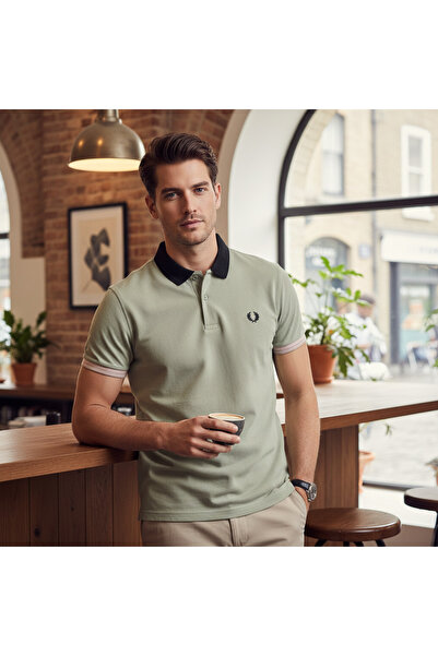 Fred Perry Men's Pique Polo Shirt - Sage & Pink