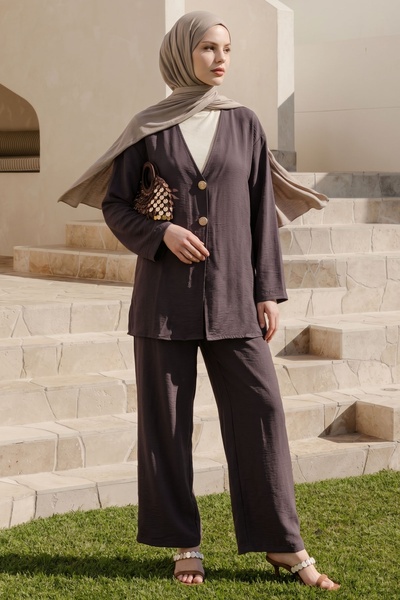 InStyle Double Gold Button Pants and Bitter Brown Suit