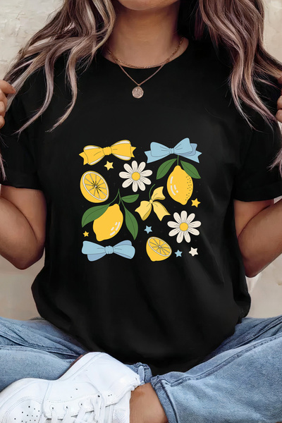 Sarah's Boutique Women's T-shirt – 100% cotton – Lemon Daisy