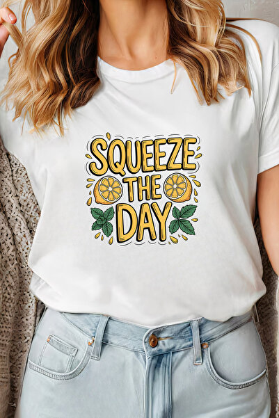 Sarah's Boutique Women's T-shirt – 100% cotton – Squeeze Day