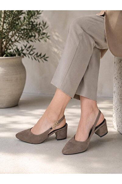 Saltopik Mink Suede Detail Buckle Pointed Short Heeled Shoes