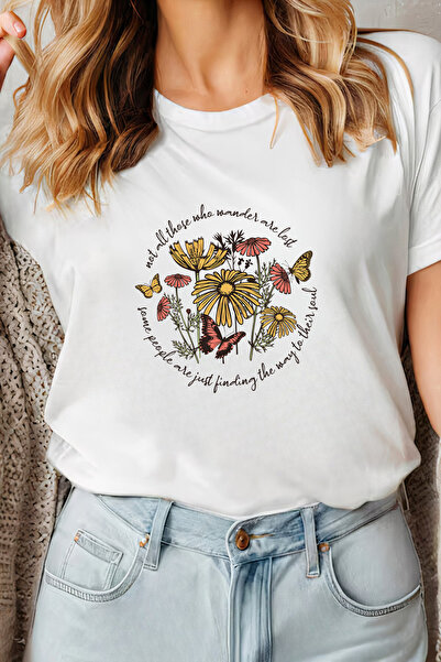 Sarah's Boutique Women's T-shirt – 100% cotton – Not Lost