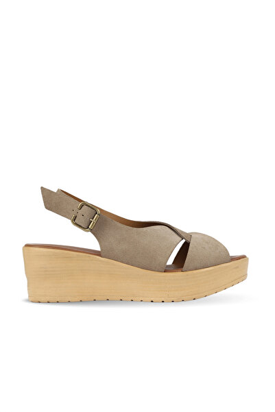 BUENO صنادل نسائية بكعب عريض من Kum Alf Suede