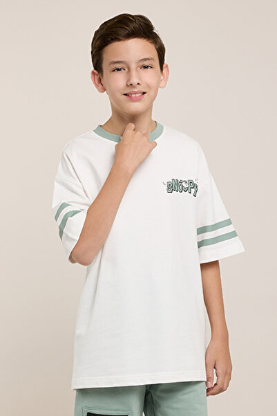 R&B Snoopy Print T-Shirt with Crew Neck and Short Sleeves
