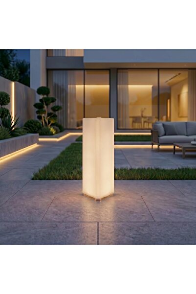 MYASEM STORE ستاند مثلث مودرن طولي كبير LED للإضاءة الأرضية بتصميم عمودي هندس...