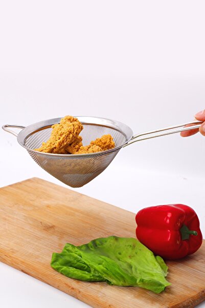 Twin Store Stainless Steel Handle Conical Strainer 14 cm