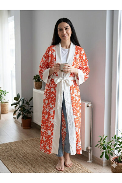 Cadde Dükkanı Çiçek Desenli Ekru Manşetli Standart Beden Kimono Turuncu