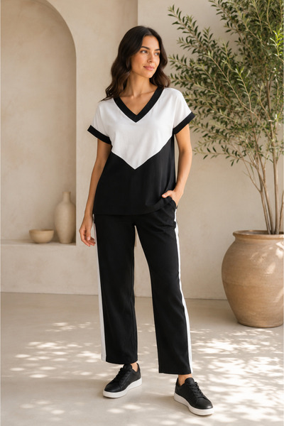 Kokosh moda Women's Black and White V-Neck Stripe Detailed Relaxed Cut Double...